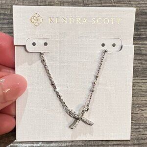 Kendra Scott Sasha Pendant Necklace in Silver